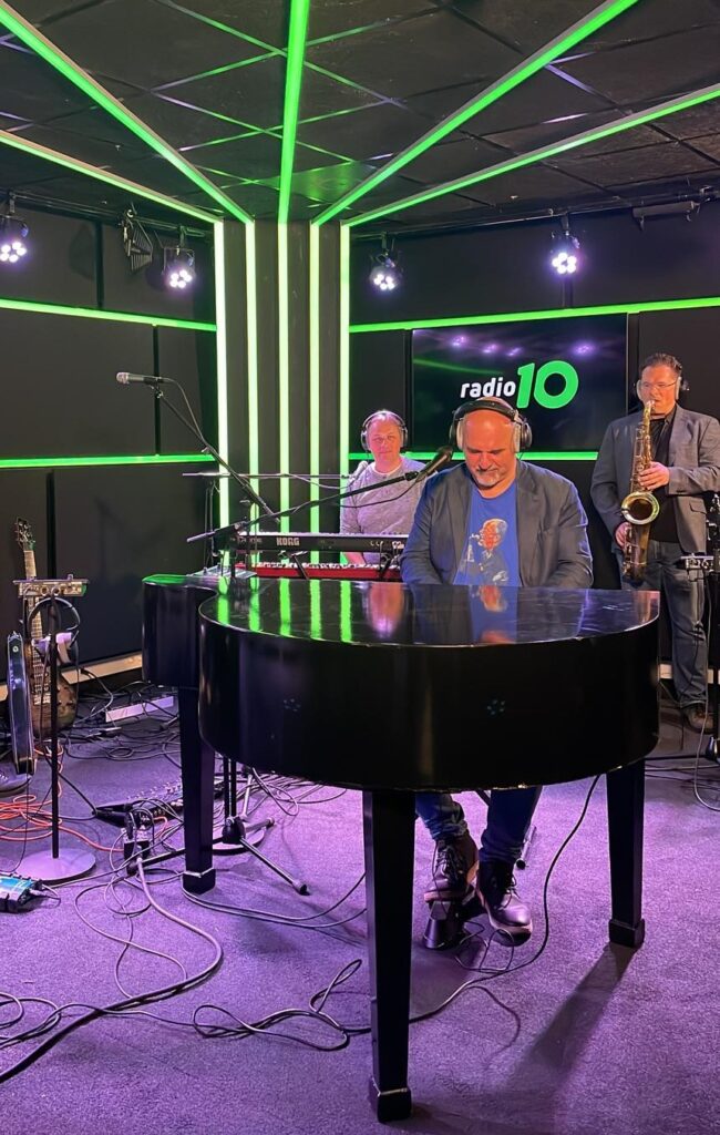 The Billy Joel Experience bij Ekdom in de Morgen Radio 10!